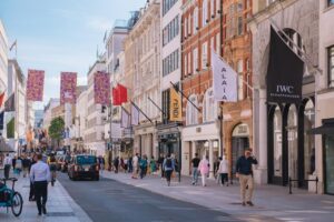 london retail property