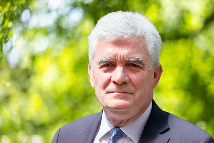 Mitie brings Andrew Davies on board